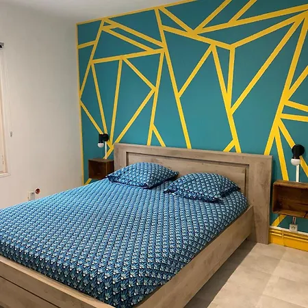 Les Moulins - T2 - 4 *